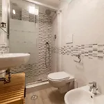 Guesthost - Termini And Elegant * Rom